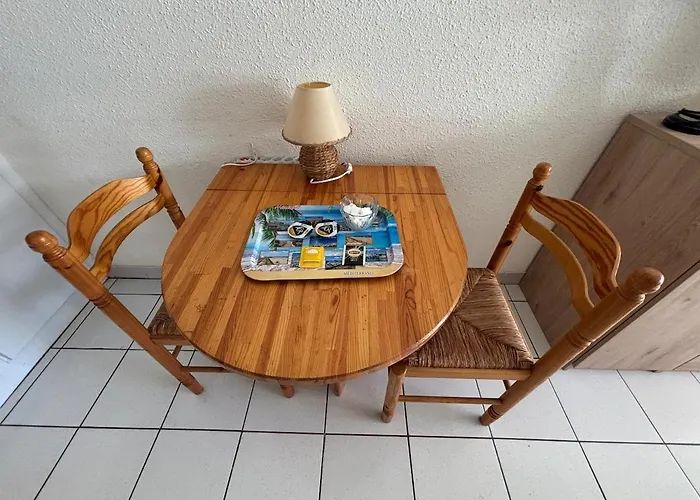 Grand F2 40 M2 Centre Port, Loggia 5m2, Vue Jardin, Belle Terrasse, Parking Privé Apartamento